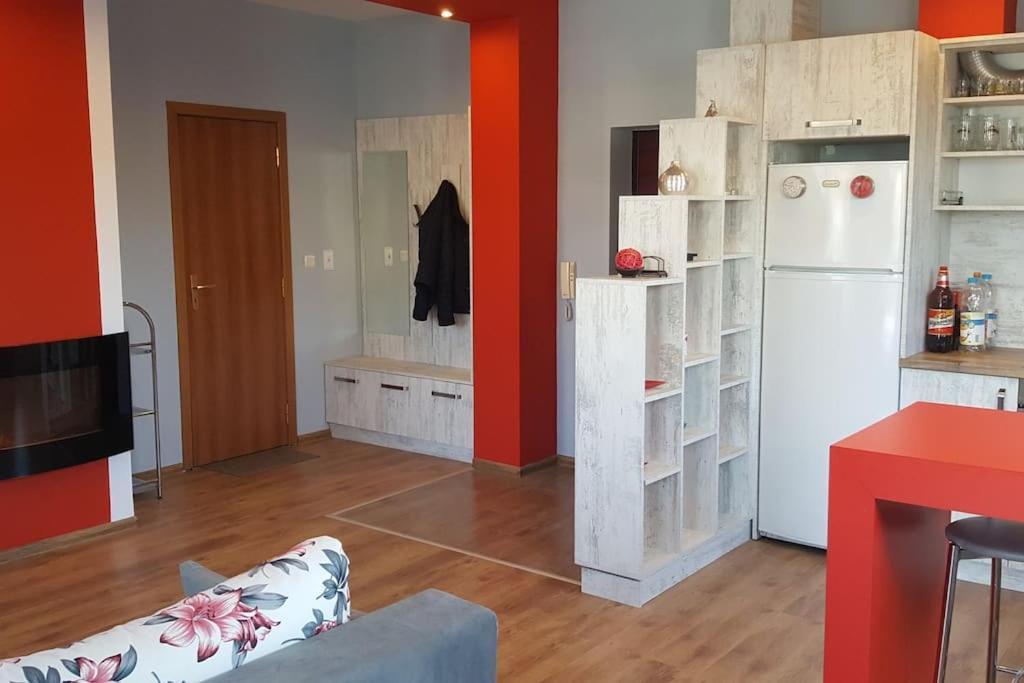 Unique Studio- Great Balcony And View! Parking Possibility! Veliko Tárnovo Exterior foto