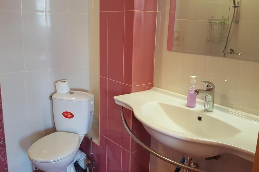 Unique Studio- Great Balcony And View! Parking Possibility! Veliko Tárnovo Exterior foto