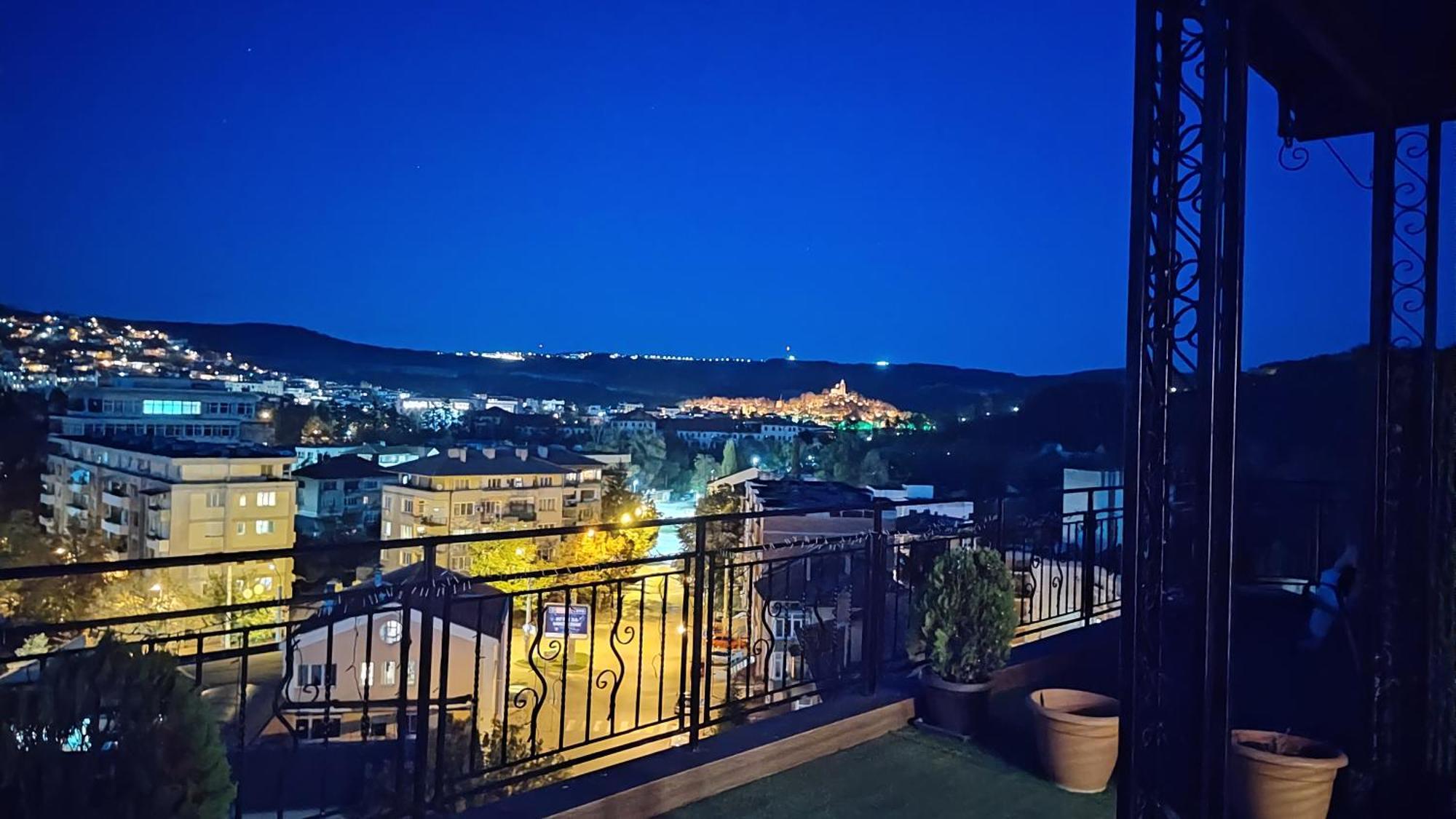 Unique Studio- Great Balcony And View! Parking Possibility! Veliko Tárnovo Exterior foto